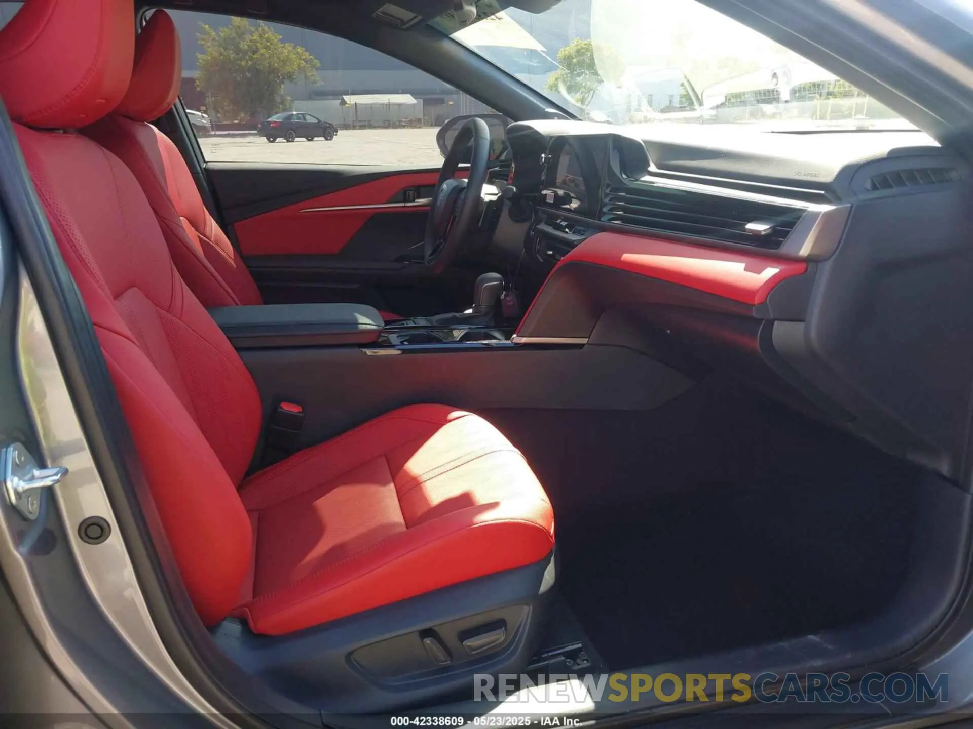5 fotografías del automóvil dañado 4T1DAACKXSU554364 TOYOTA CAMRY 2025