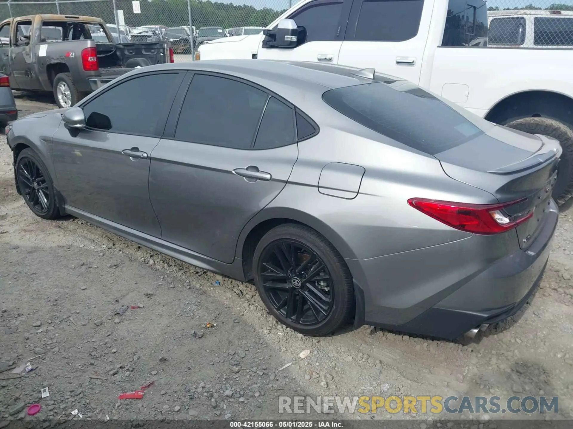 3 fotografías del automóvil dañado 4T1DAACKXSU556731 TOYOTA CAMRY 2025