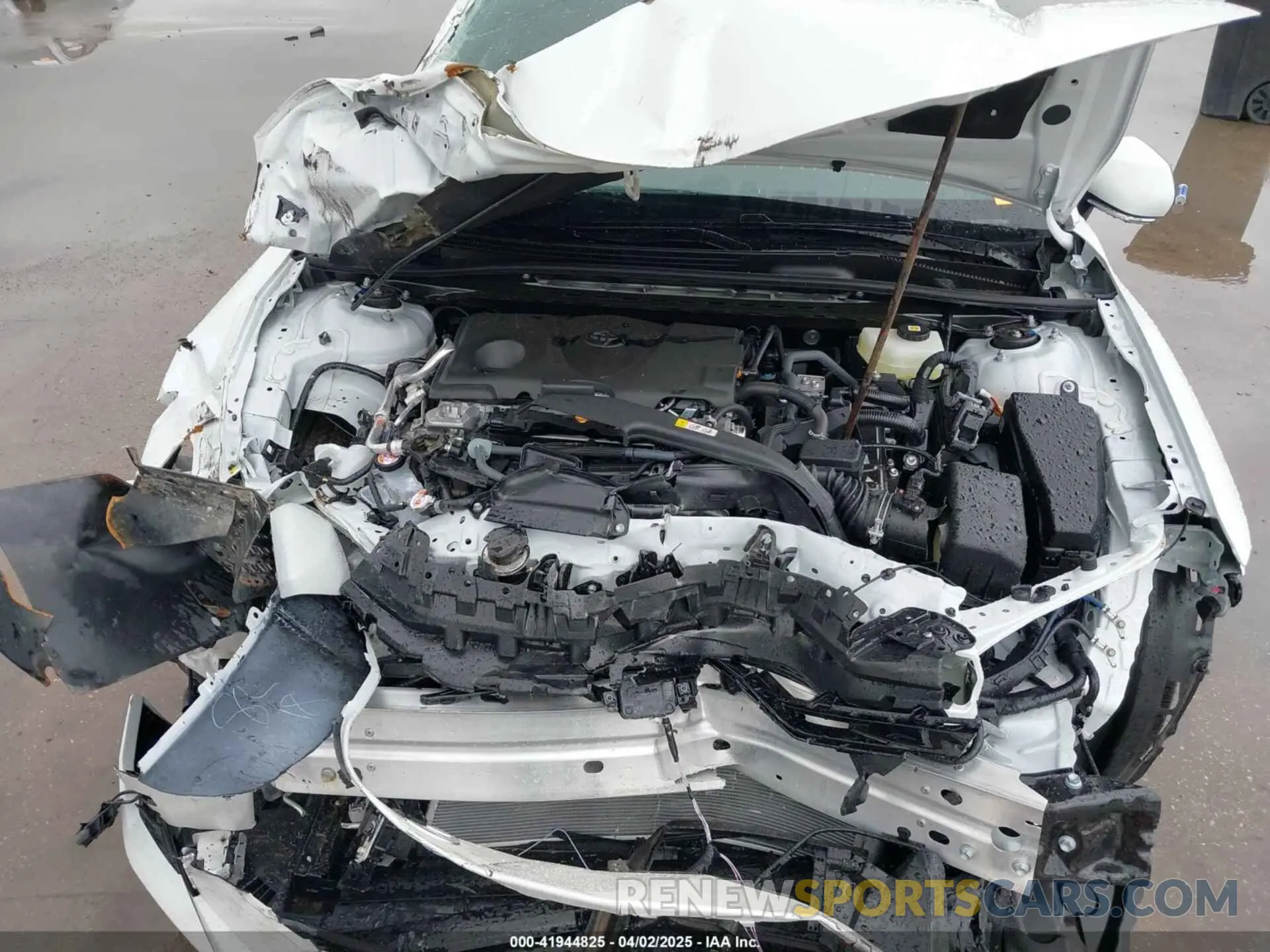 10 fotografías del automóvil dañado 4T1DAACKXSU588272 TOYOTA CAMRY 2025