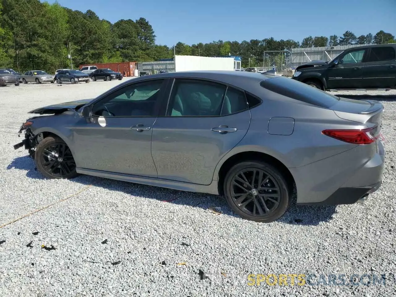 2 fotografías del automóvil dañado 4T1DAACKXSU589583 TOYOTA CAMRY 2025