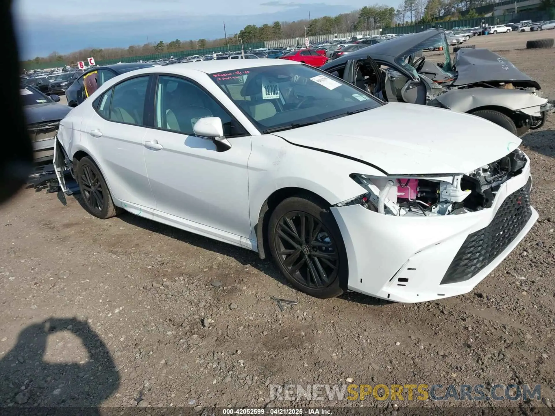 1 fotografías del automóvil dañado 4T1DBADK0SU526035 TOYOTA CAMRY 2025