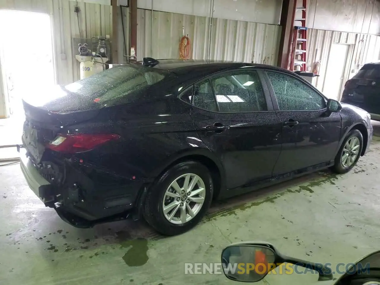 3 fotografías del automóvil dañado 4T1DBADK0SU527833 TOYOTA CAMRY 2025