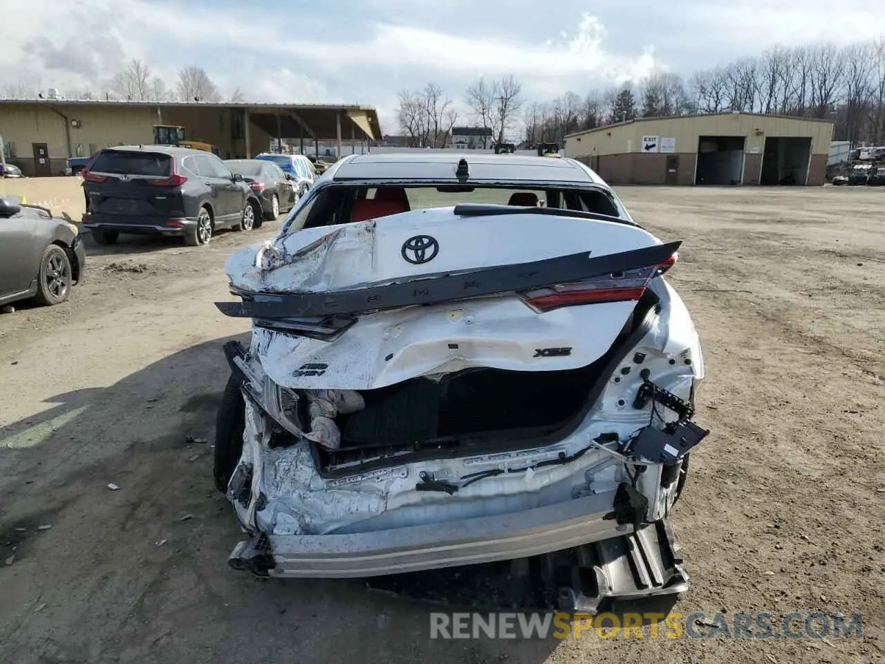 6 fotografías del automóvil dañado 4T1DBADK1SU517408 TOYOTA CAMRY 2025