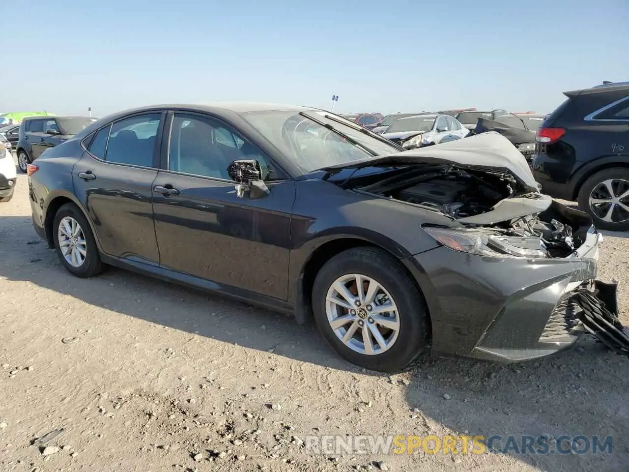 4 fotografías del automóvil dañado 4T1DBADK2SU012882 TOYOTA CAMRY 2025