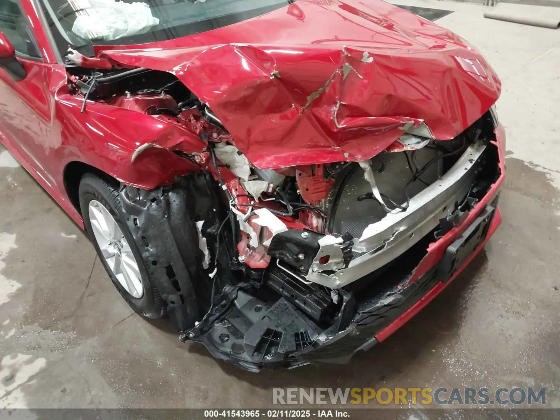 6 fotografías del automóvil dañado 4T1DBADK2SU013689 TOYOTA CAMRY 2025