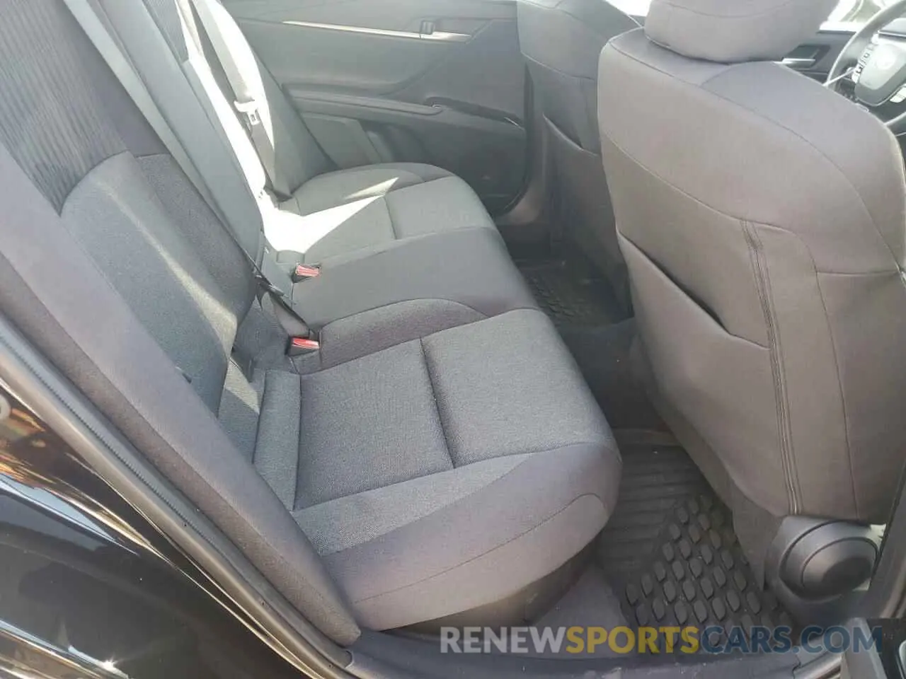 10 fotografías del automóvil dañado 4T1DBADK2SU021386 TOYOTA CAMRY 2025