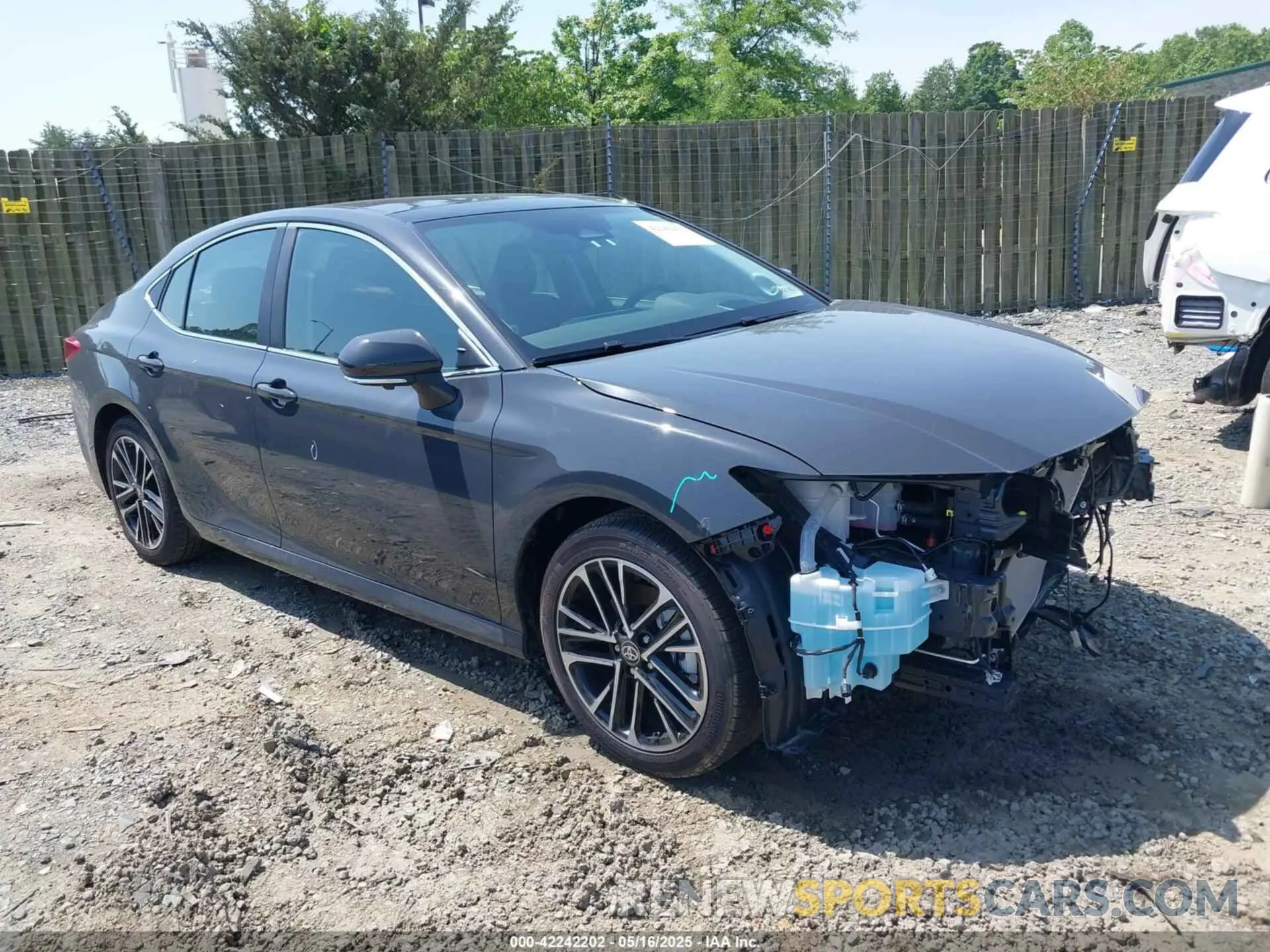 1 fotografías del automóvil dañado 4T1DBADK2SU509561 TOYOTA CAMRY 2025