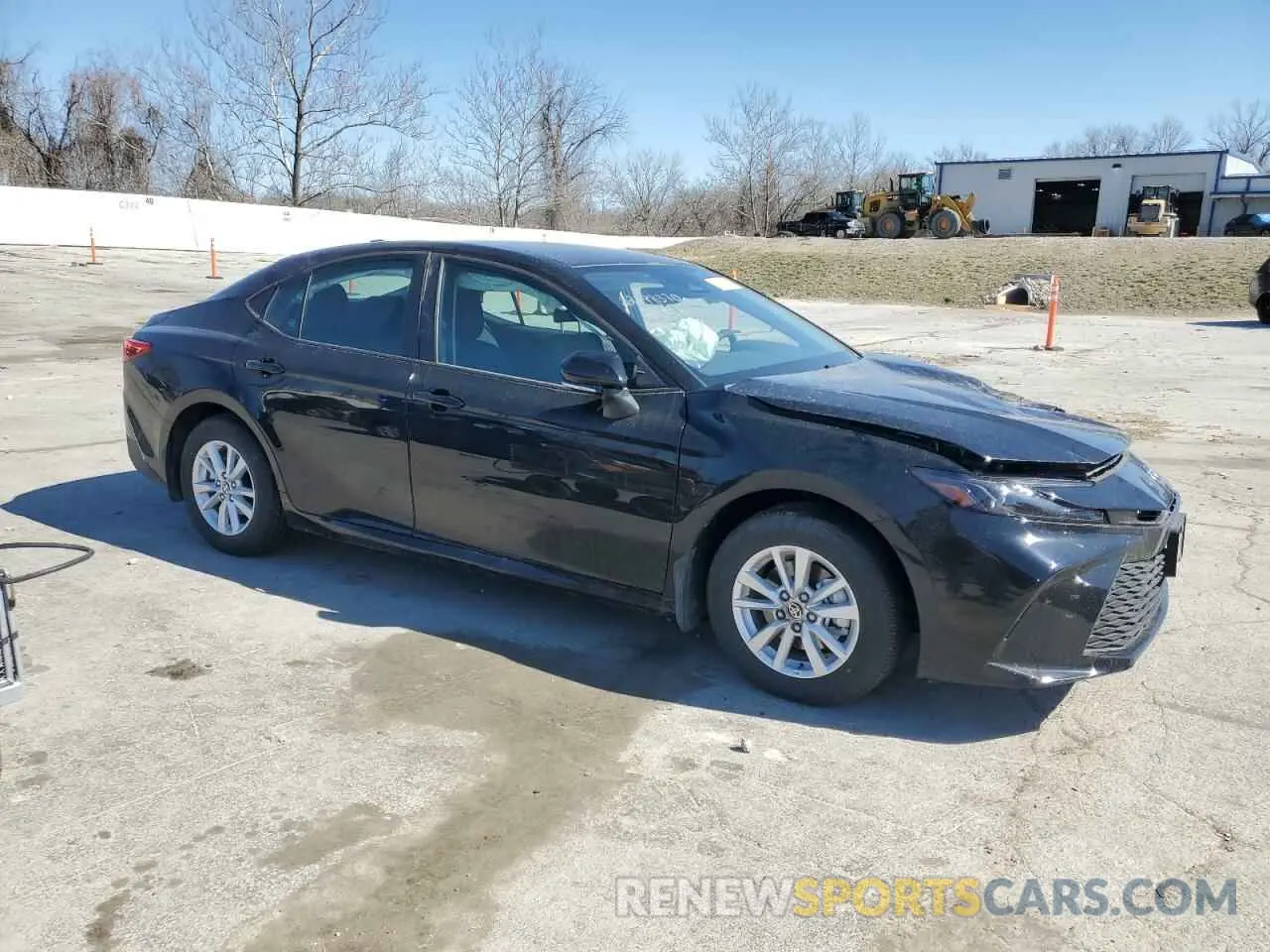 4 fotografías del automóvil dañado 4T1DBADK2SU520558 TOYOTA CAMRY 2025