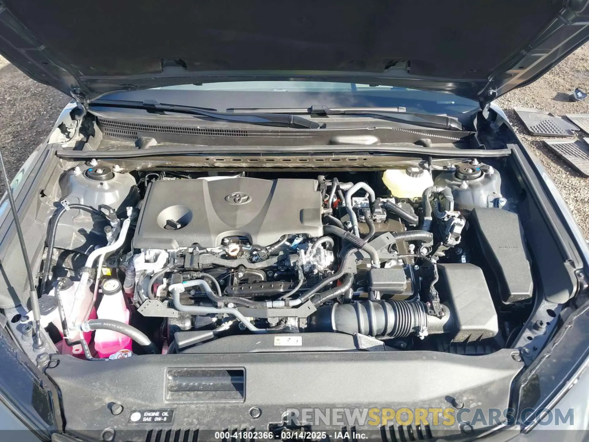 10 fotografías del automóvil dañado 4T1DBADK2SU521774 TOYOTA CAMRY 2025
