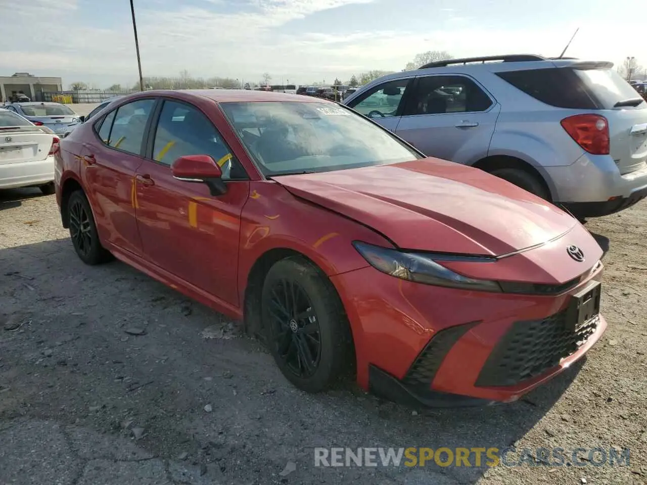 4 fotografías del automóvil dañado 4T1DBADK3SU015225 TOYOTA CAMRY 2025