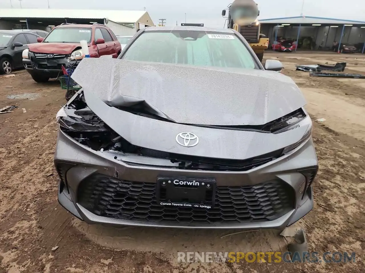 5 fotografías del automóvil dañado 4T1DBADK3SU510802 TOYOTA CAMRY 2025