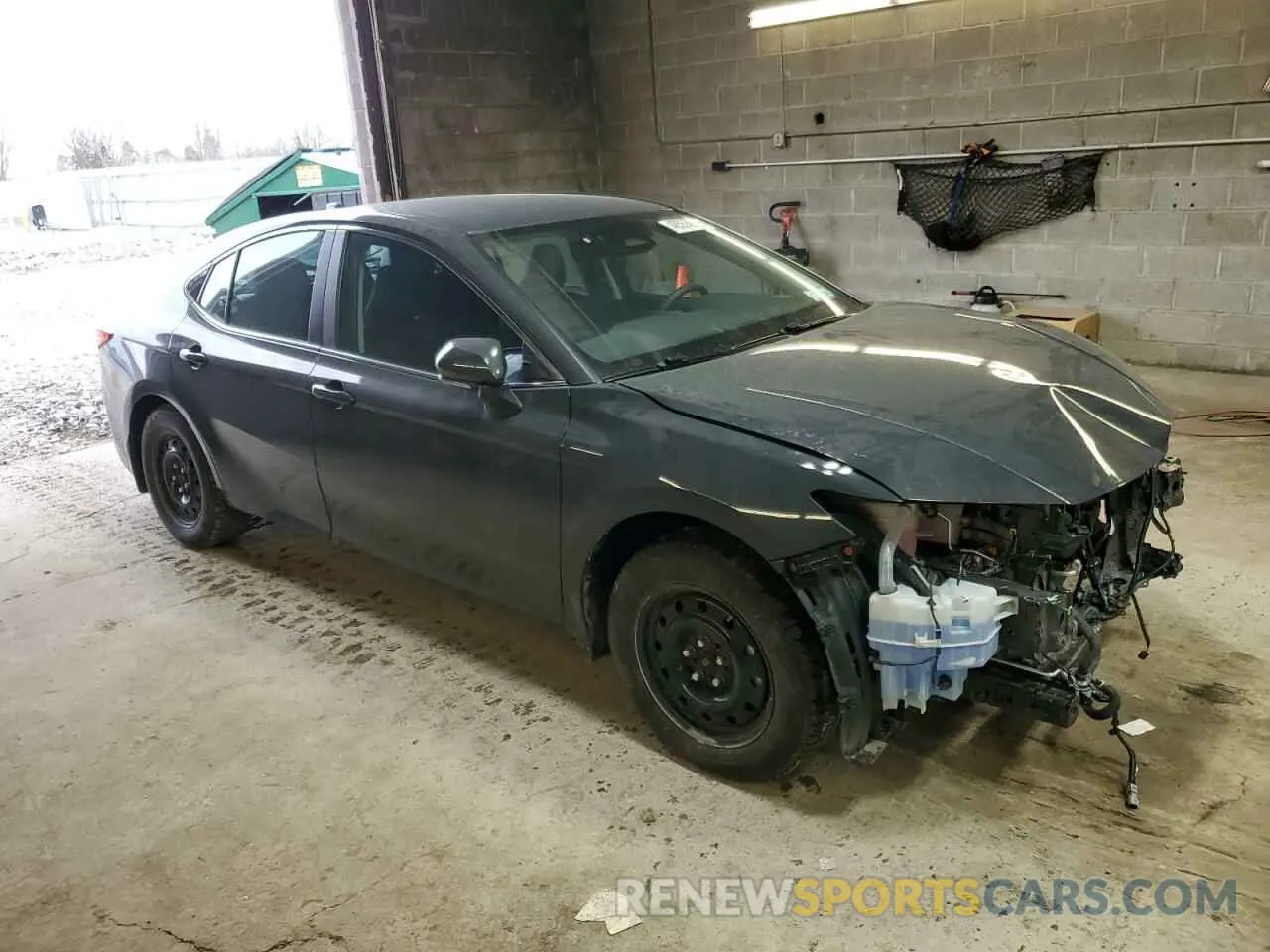 4 fotografías del automóvil dañado 4T1DBADK4SU001012 TOYOTA CAMRY 2025