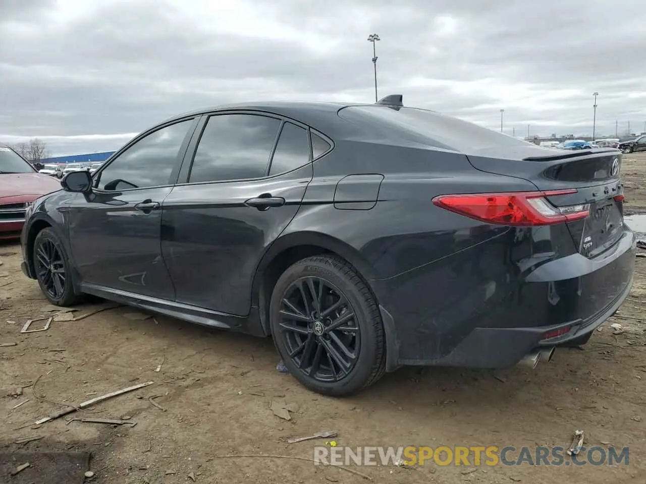 2 fotografías del automóvil dañado 4T1DBADK4SU016836 TOYOTA CAMRY 2025