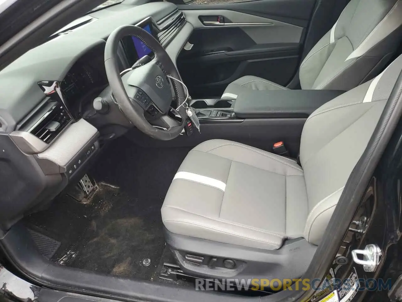 7 fotografías del automóvil dañado 4T1DBADK4SU016836 TOYOTA CAMRY 2025