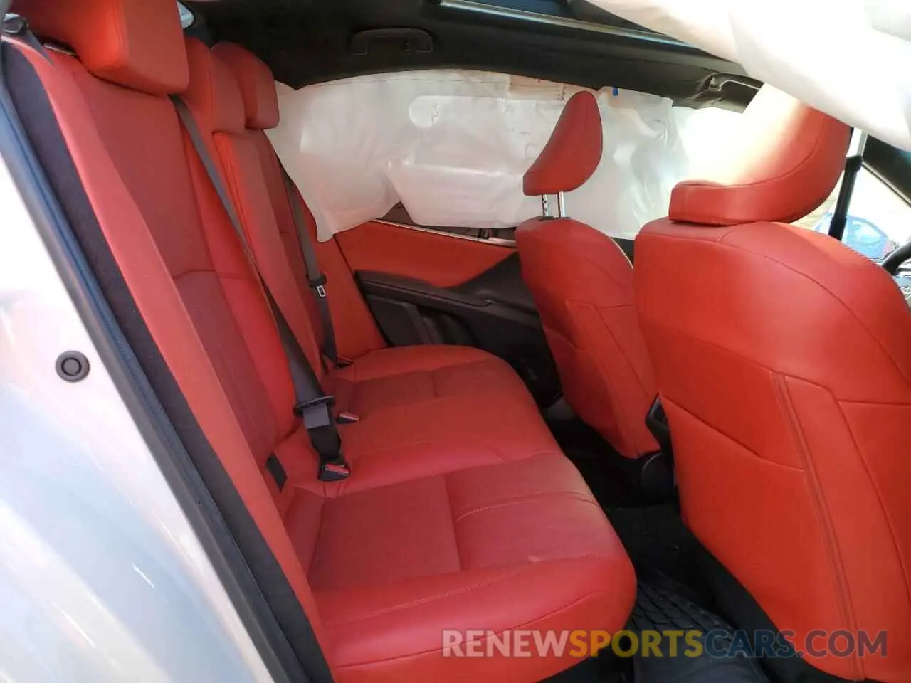 11 fotografías del automóvil dañado 4T1DBADK4SU018778 TOYOTA CAMRY 2025