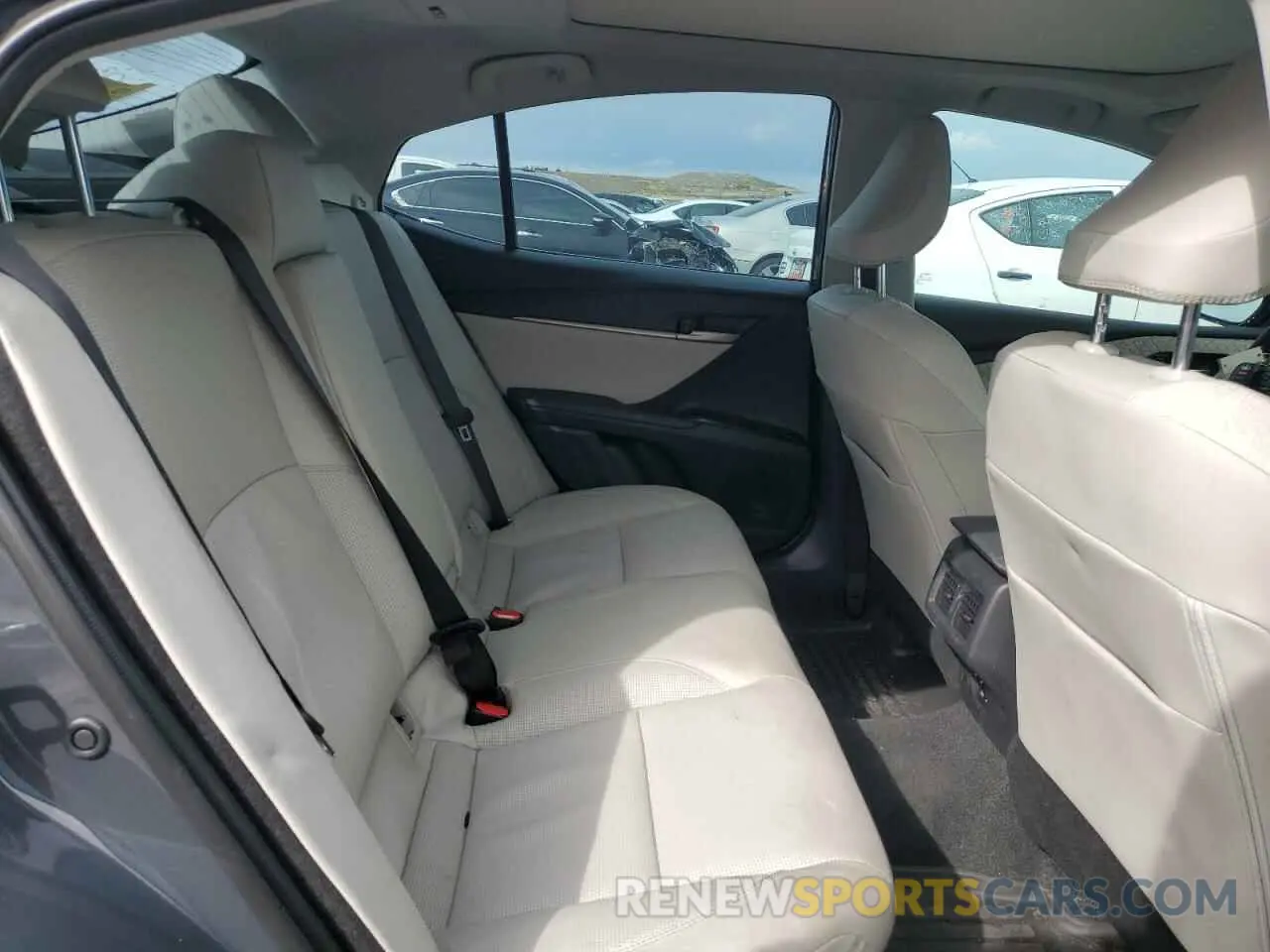 10 fotografías del automóvil dañado 4T1DBADK5SU019065 TOYOTA CAMRY 2025