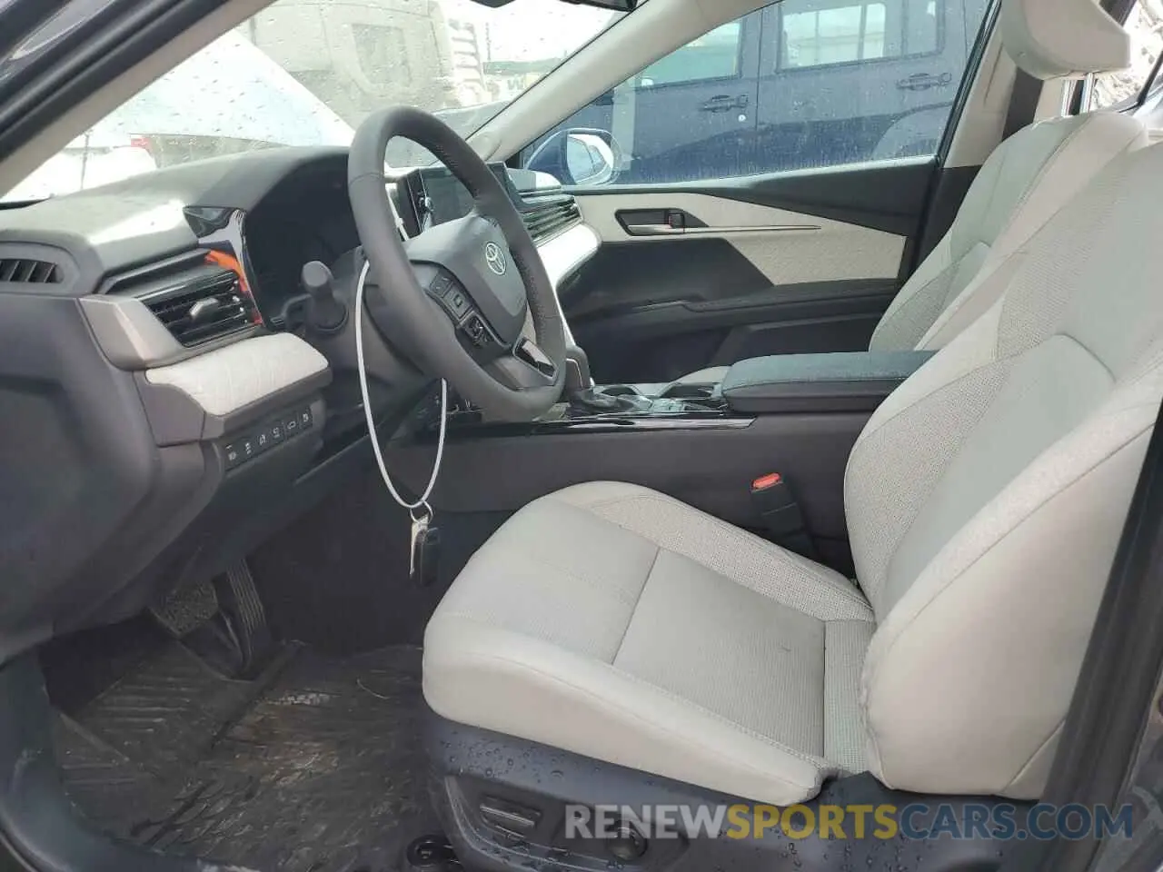 7 fotografías del automóvil dañado 4T1DBADK5SU019065 TOYOTA CAMRY 2025
