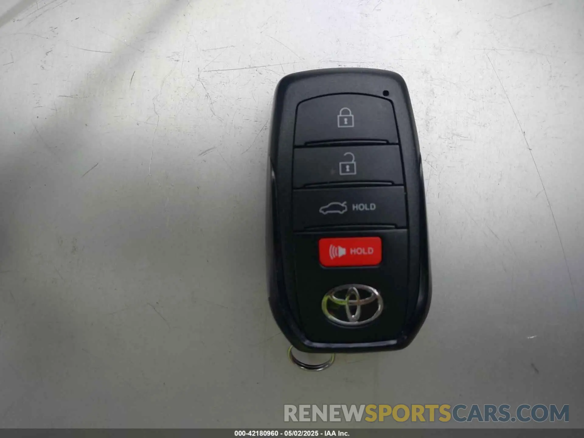 11 fotografías del automóvil dañado 4T1DBADK5SU022760 TOYOTA CAMRY 2025