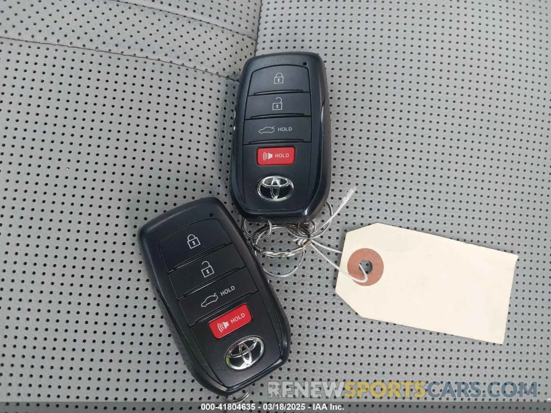11 fotografías del automóvil dañado 4T1DBADK5SU502197 TOYOTA CAMRY 2025