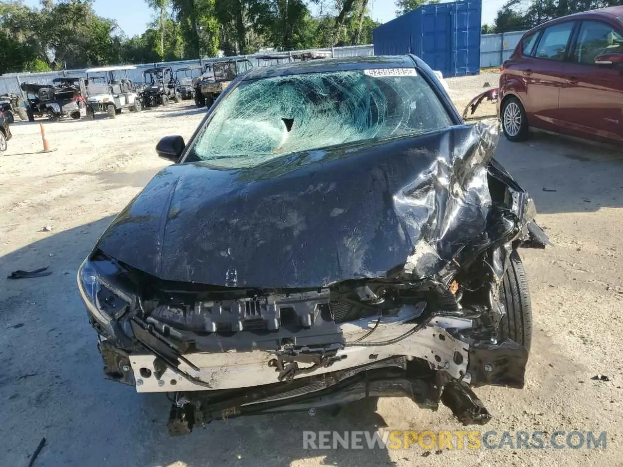 5 fotografías del automóvil dañado 4T1DBADK5SU502605 TOYOTA CAMRY 2025