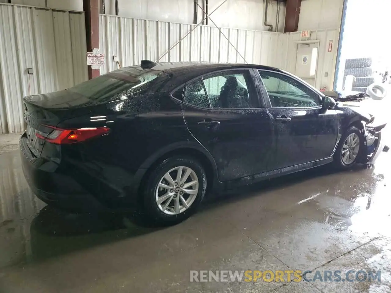 3 fotografías del automóvil dañado 4T1DBADK5SU502796 TOYOTA CAMRY 2025