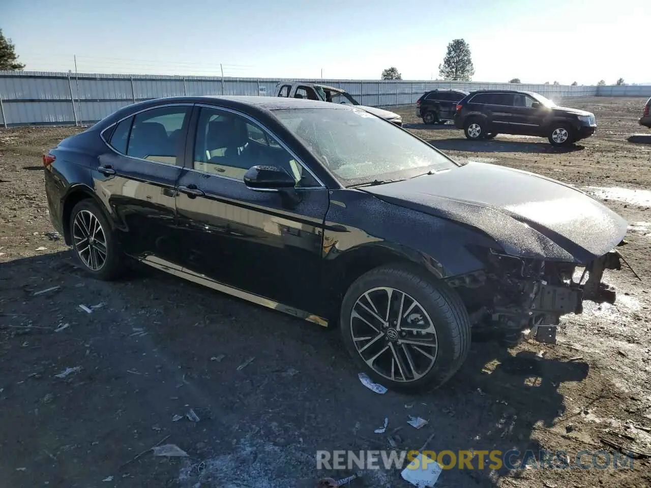 4 fotografías del automóvil dañado 4T1DBADK5SU513992 TOYOTA CAMRY 2025
