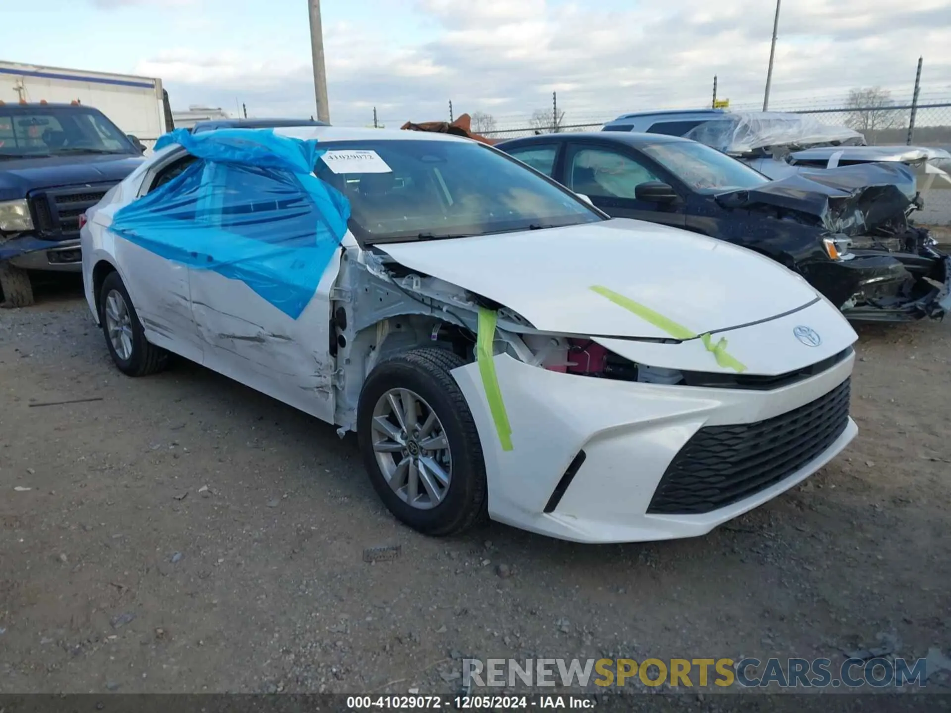 1 fotografías del automóvil dañado 4T1DBADK7SU502508 TOYOTA CAMRY 2025