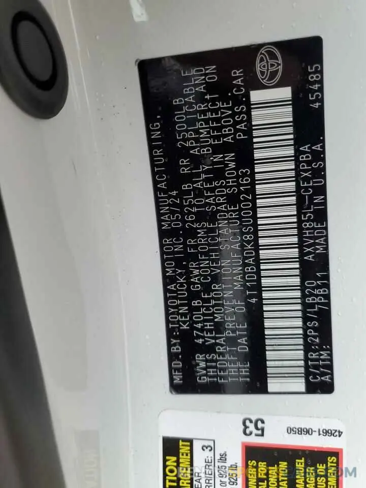 13 fotografías del automóvil dañado 4T1DBADK8SU002163 TOYOTA CAMRY 2025