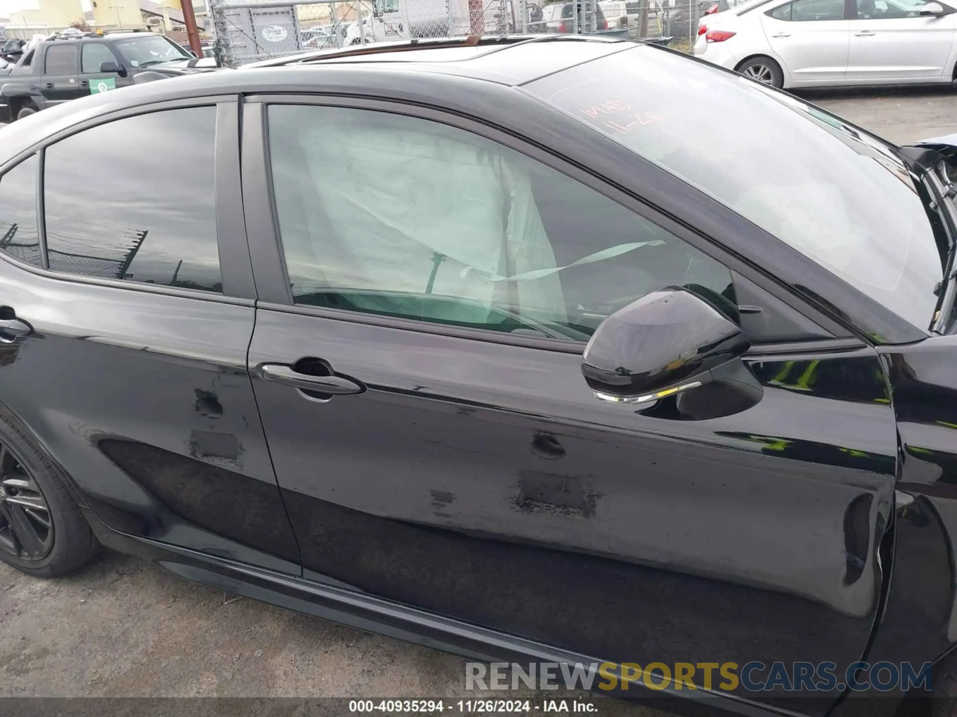12 fotografías del automóvil dañado 4T1DBADK8SU500640 TOYOTA CAMRY 2025