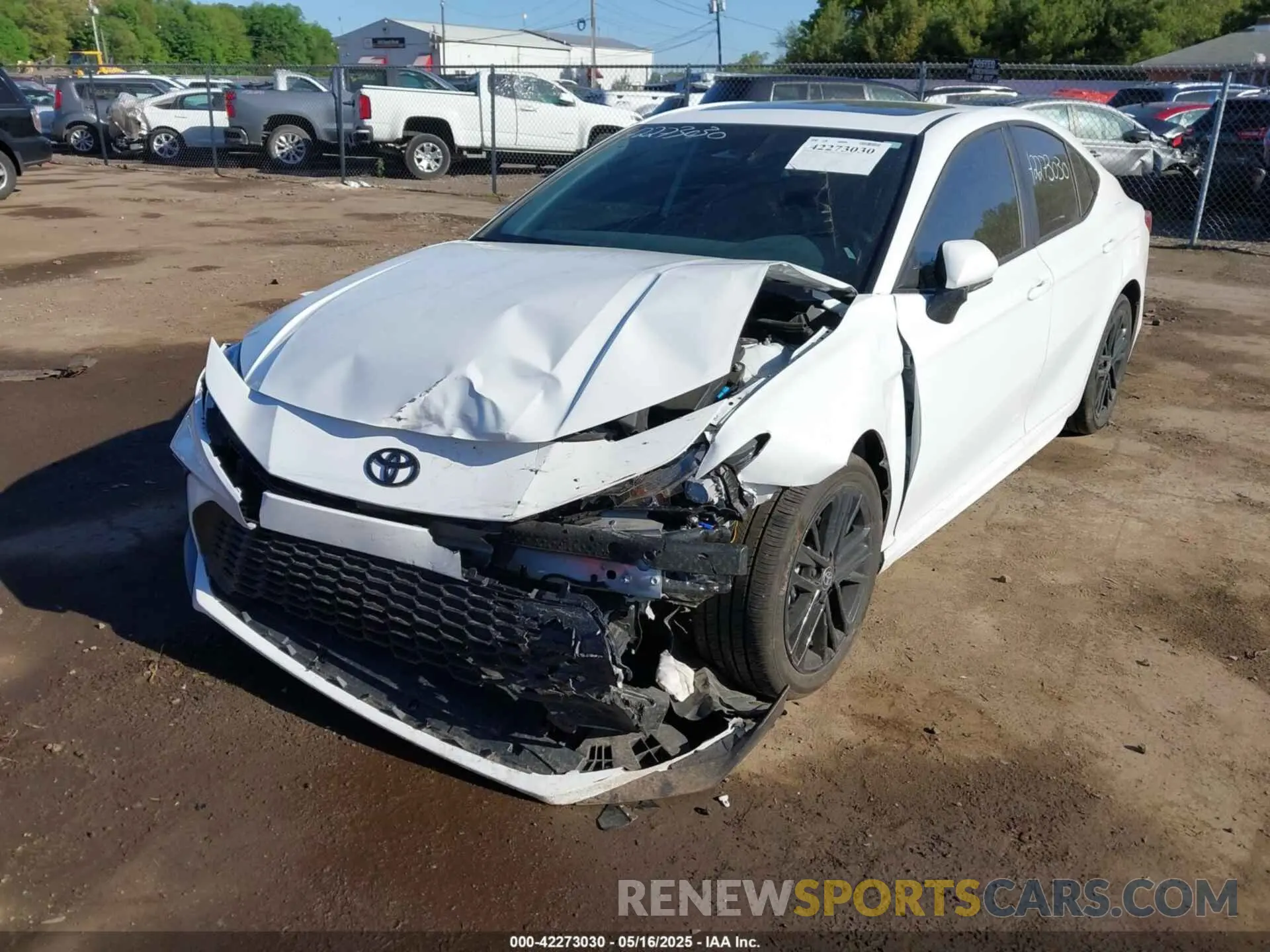 6 fotografías del automóvil dañado 4T1DBADK8SU519611 TOYOTA CAMRY 2025