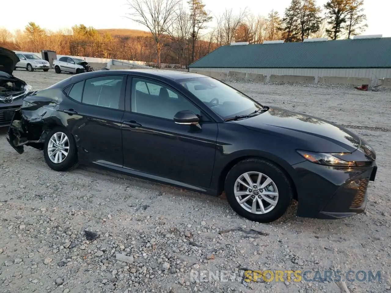 4 fotografías del automóvil dañado 4T1DBADK9SU500257 TOYOTA CAMRY 2025