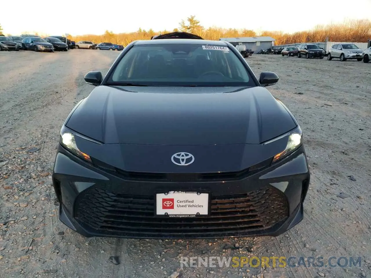 5 fotografías del automóvil dañado 4T1DBADK9SU500257 TOYOTA CAMRY 2025