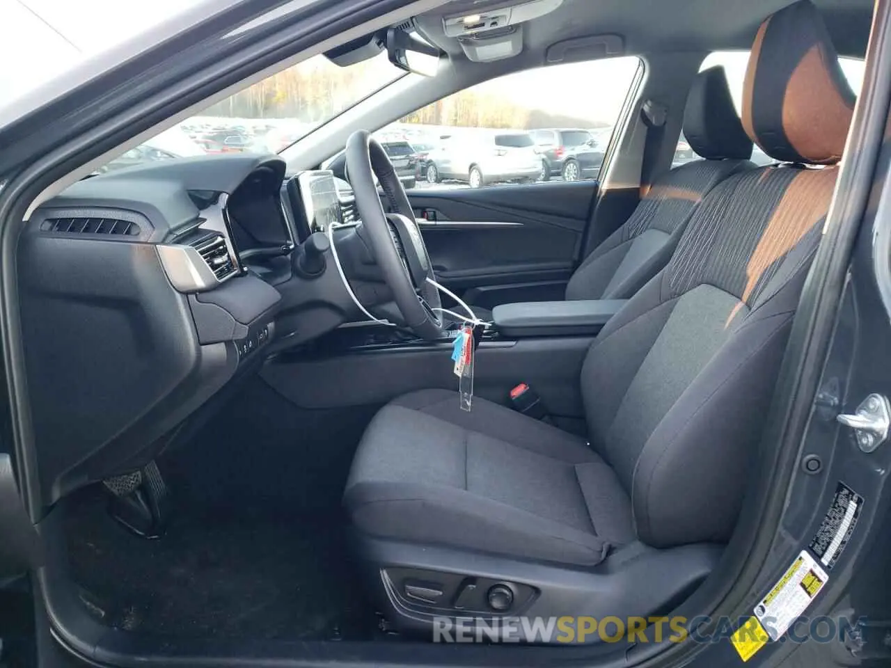 7 fotografías del automóvil dañado 4T1DBADK9SU500257 TOYOTA CAMRY 2025