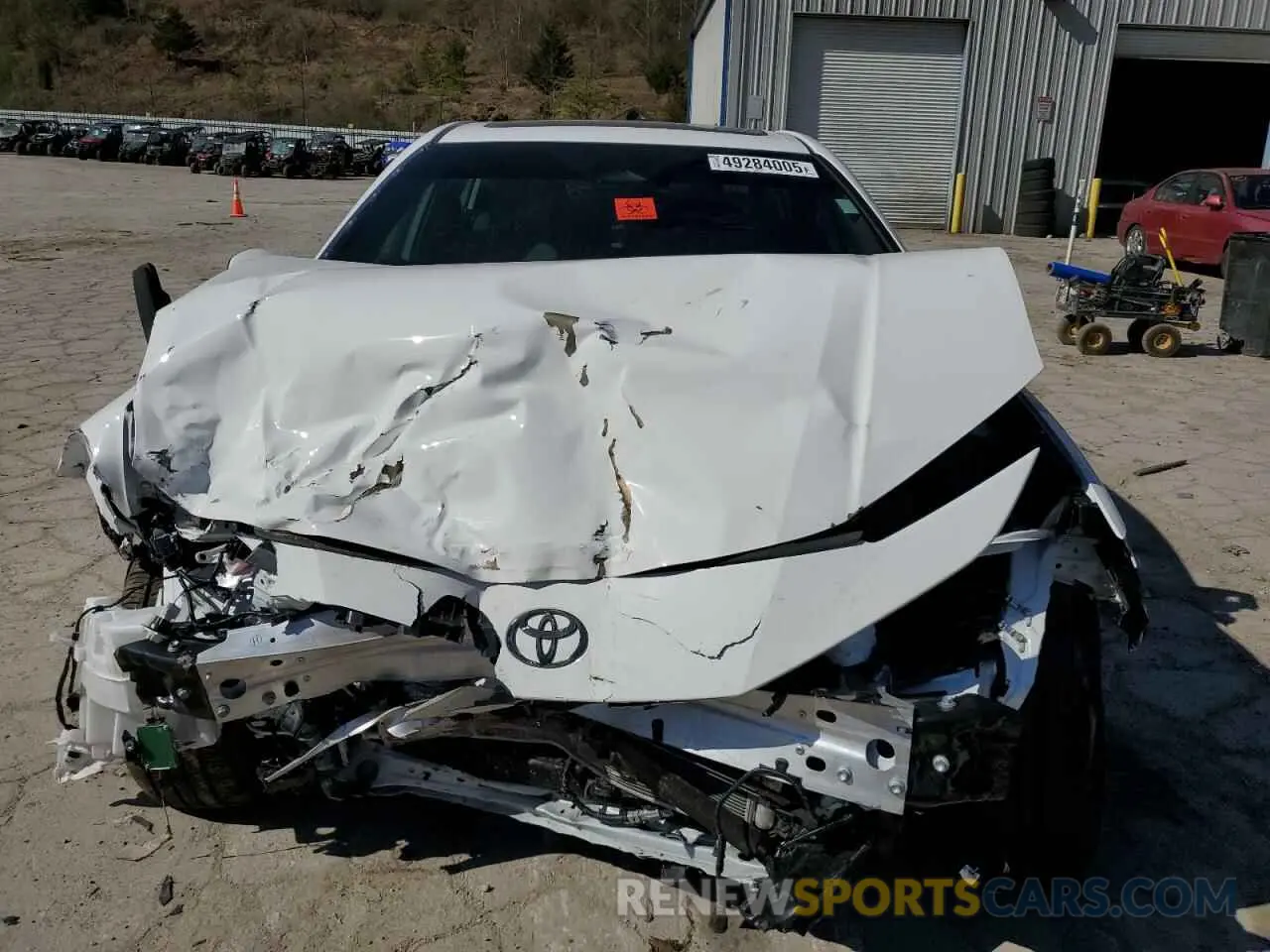 5 fotografías del automóvil dañado 4T1DBADK9SU512604 TOYOTA CAMRY 2025