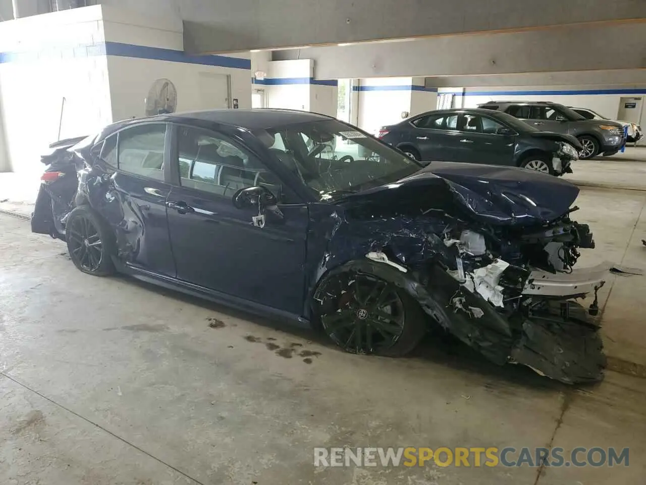 4 fotografías del automóvil dañado 4T1DBADKXSU000575 TOYOTA CAMRY 2025