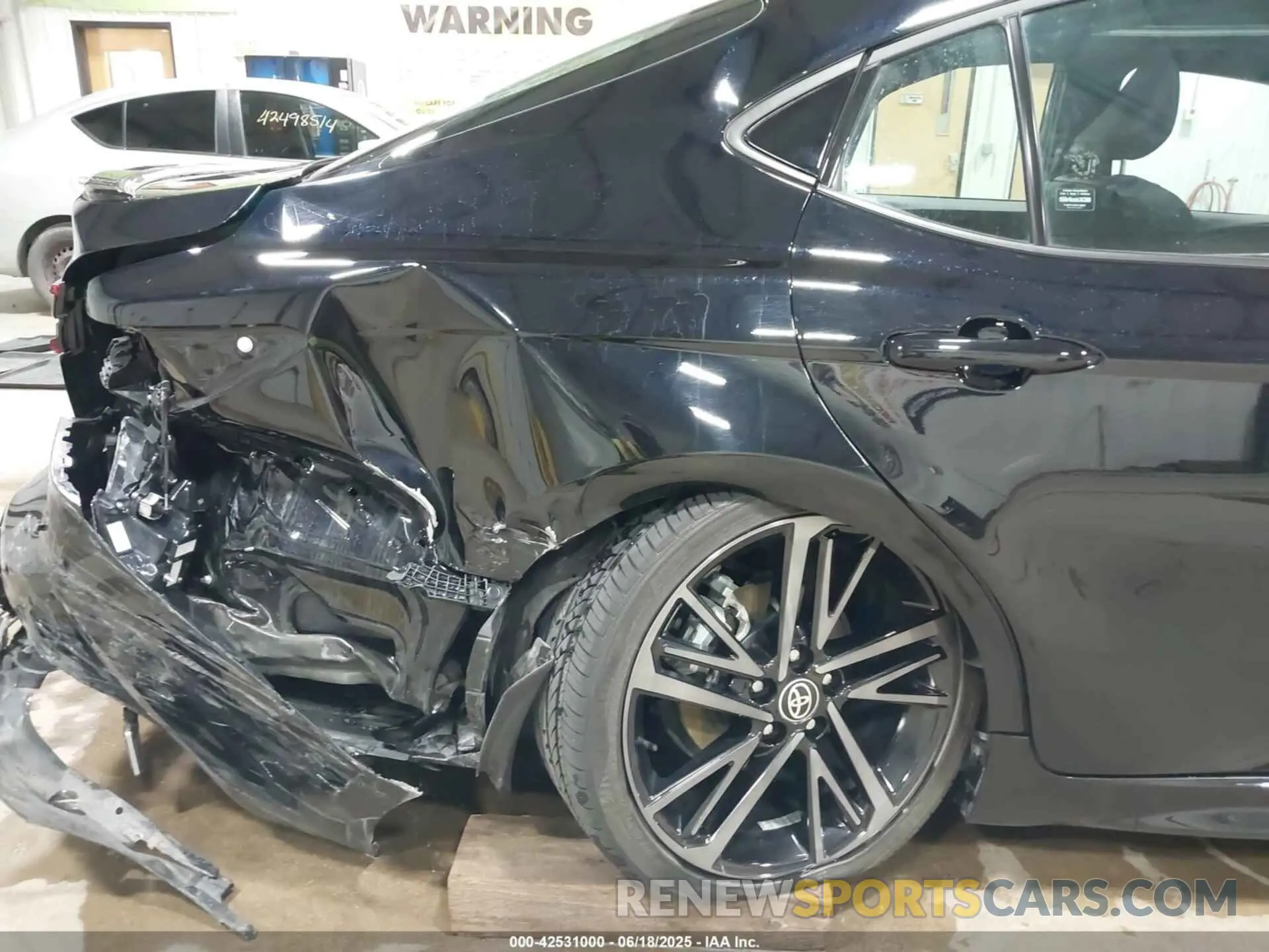 17 fotografías del automóvil dañado 4T1DBADKXSU503166 TOYOTA CAMRY 2025
