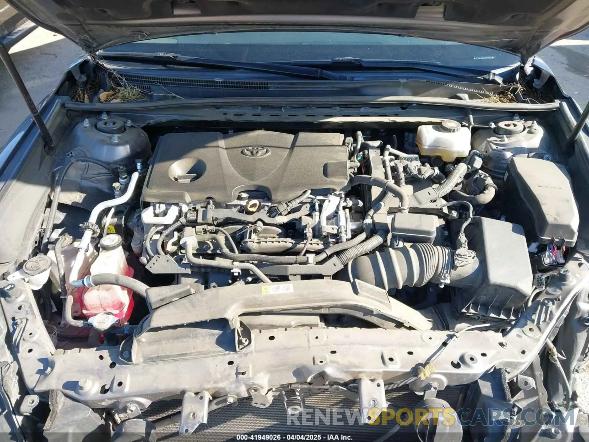 10 fotografías del automóvil dañado 4T1B21HK0KU513268 TOYOTA CAMRY HYBRID 2019
