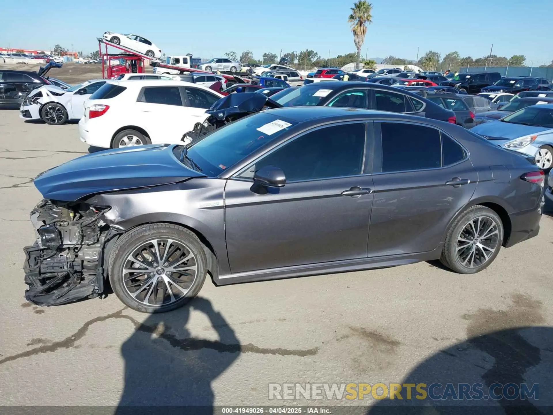 15 fotografías del automóvil dañado 4T1B21HK0KU513268 TOYOTA CAMRY HYBRID 2019