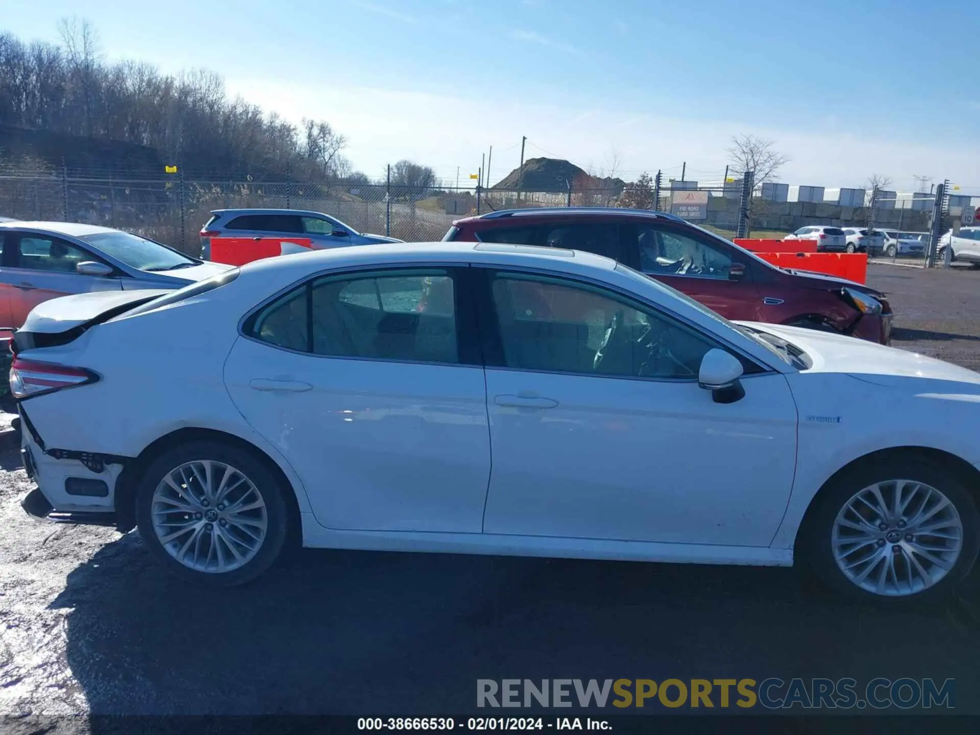 12 fotografías del automóvil dañado 4T1B21HK1KU516048 TOYOTA CAMRY HYBRID 2019