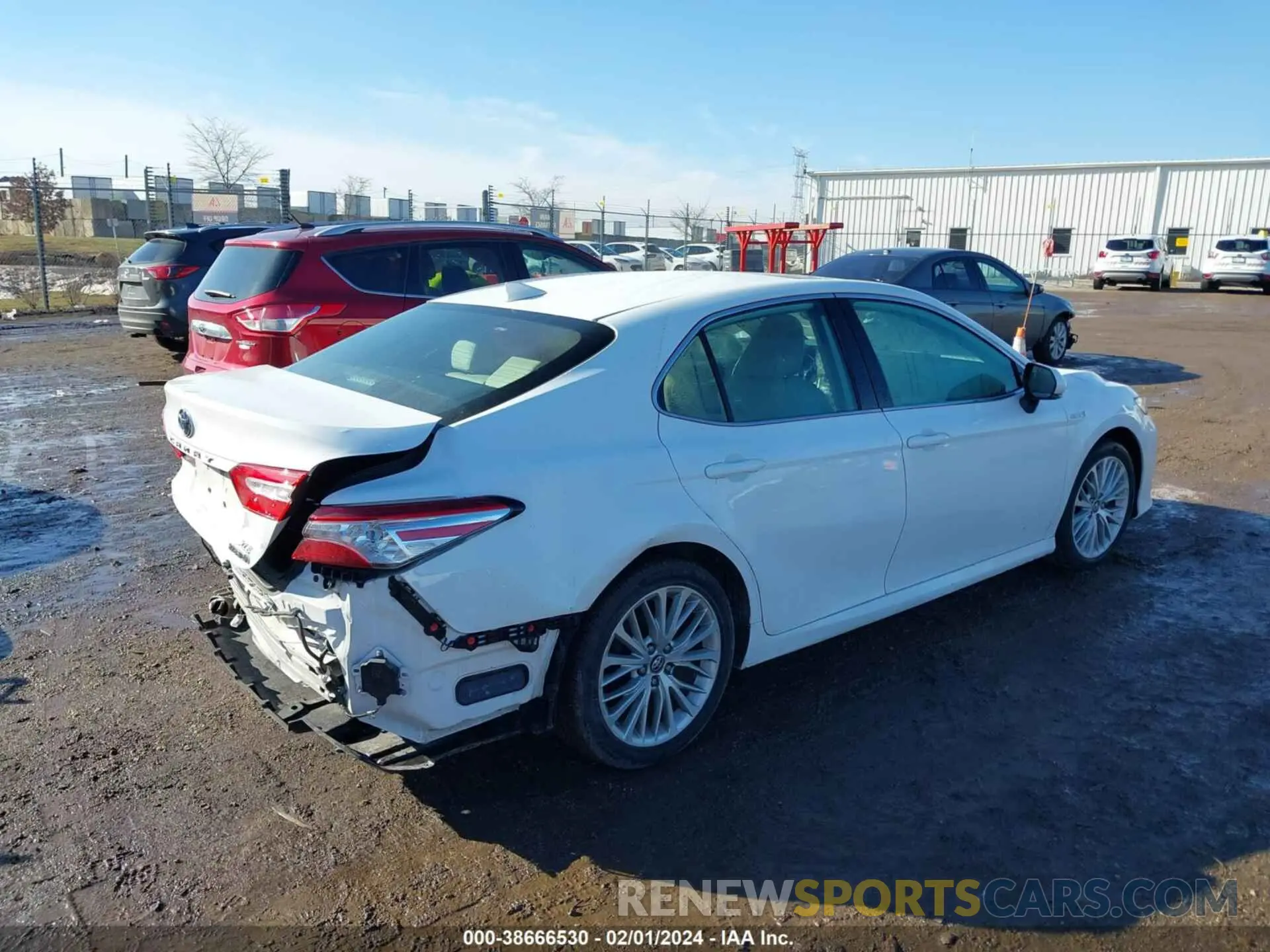 4 fotografías del automóvil dañado 4T1B21HK1KU516048 TOYOTA CAMRY HYBRID 2019