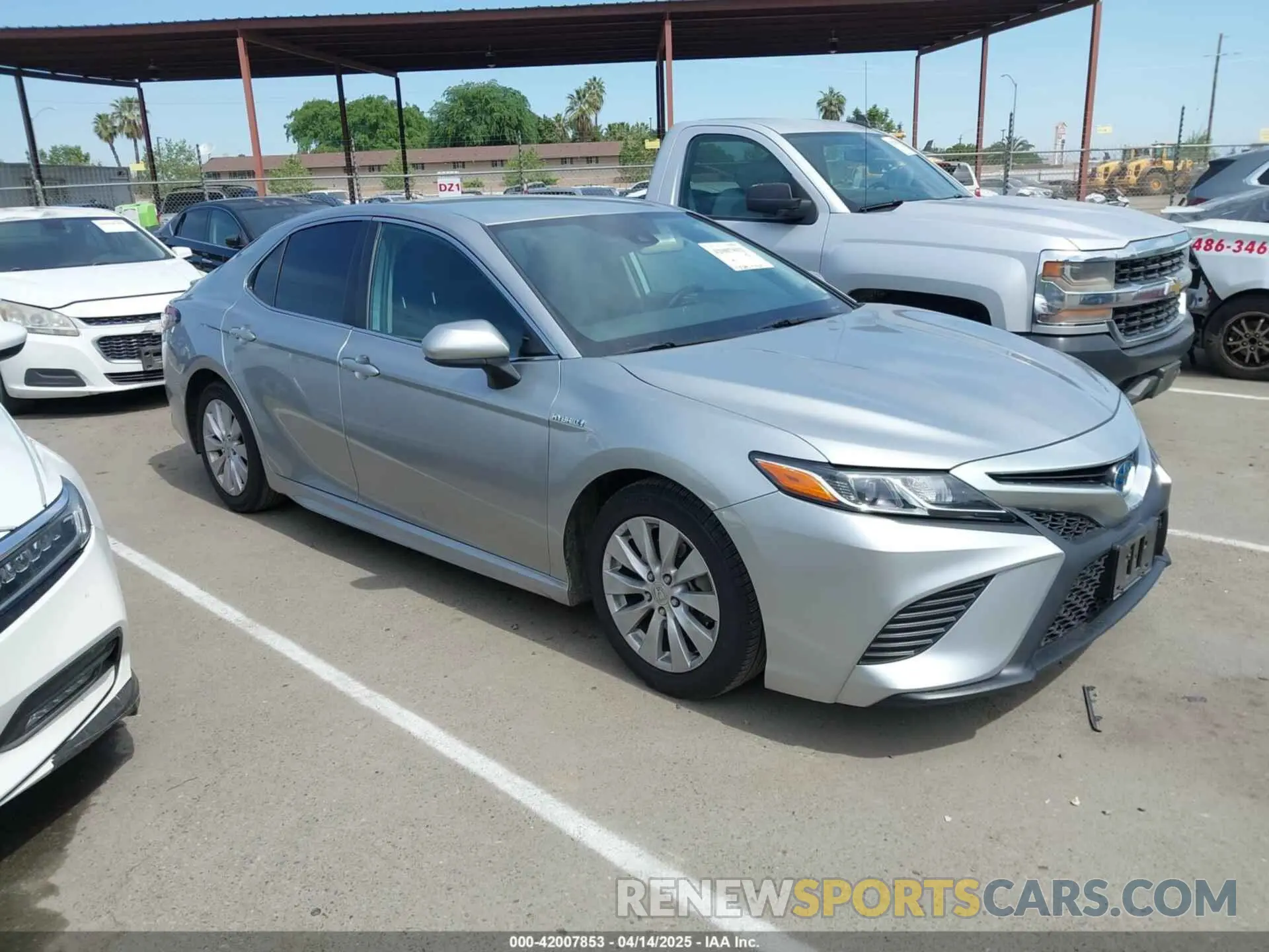 1 fotografías del automóvil dañado 4T1B21HK2KU011328 TOYOTA CAMRY HYBRID 2019