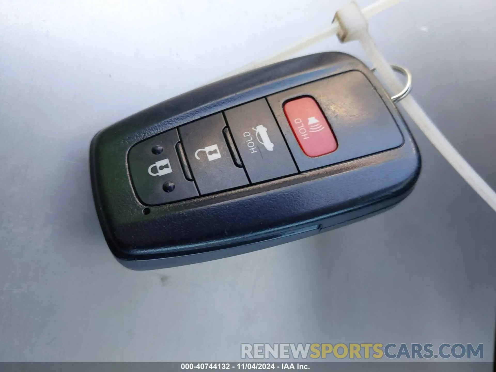 11 fotografías del automóvil dañado 4T1B21HK3KU521493 TOYOTA CAMRY HYBRID 2019