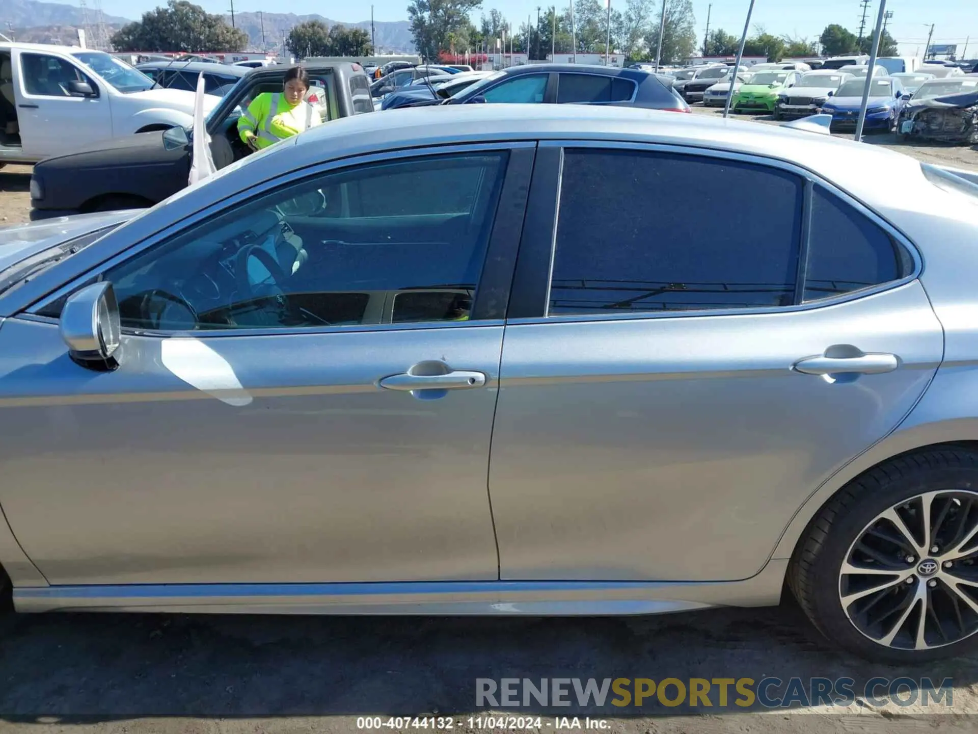 15 fotografías del automóvil dañado 4T1B21HK3KU521493 TOYOTA CAMRY HYBRID 2019