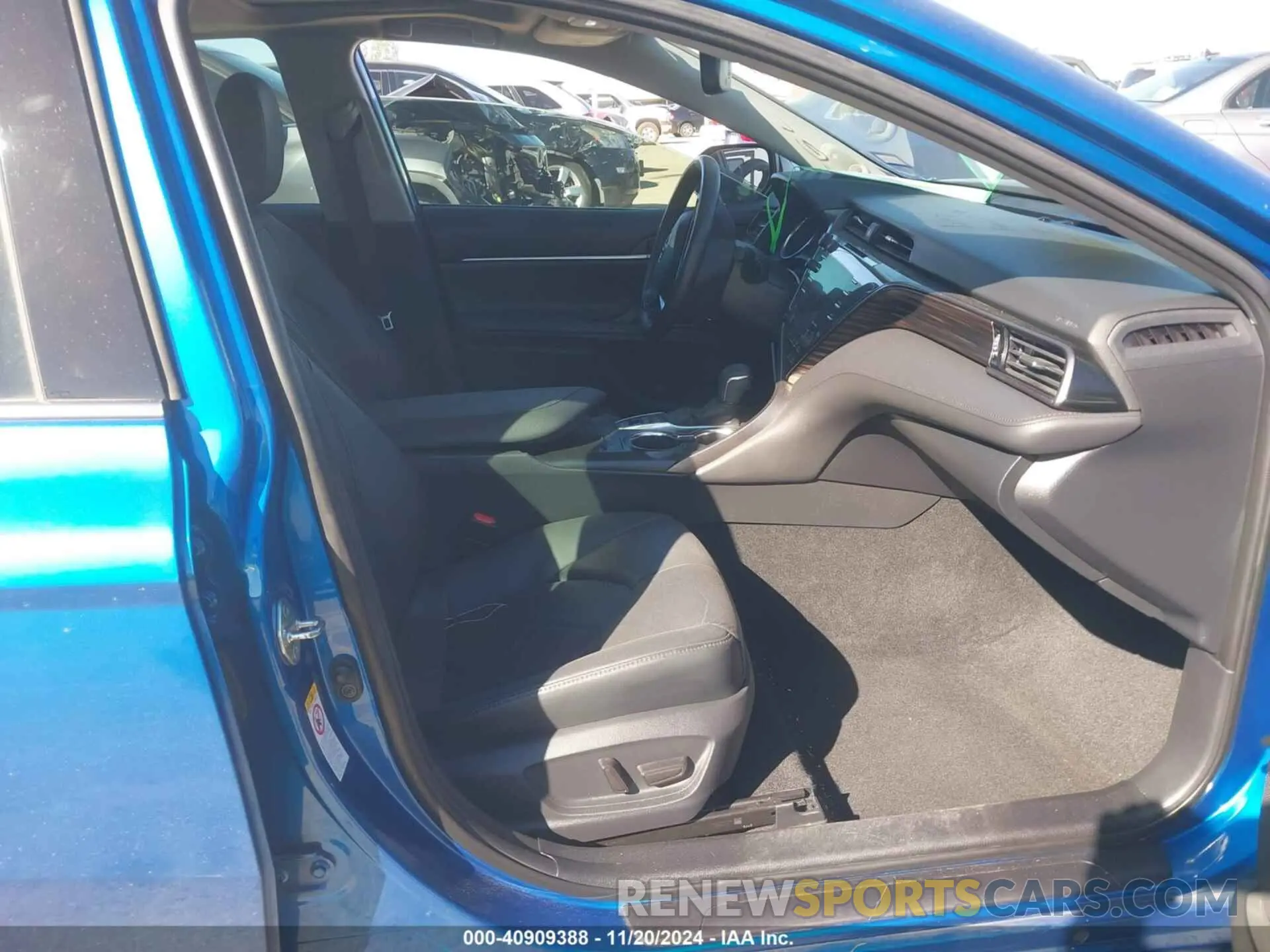5 fotografías del automóvil dañado 4T1B21HK8KU011110 TOYOTA CAMRY HYBRID 2019