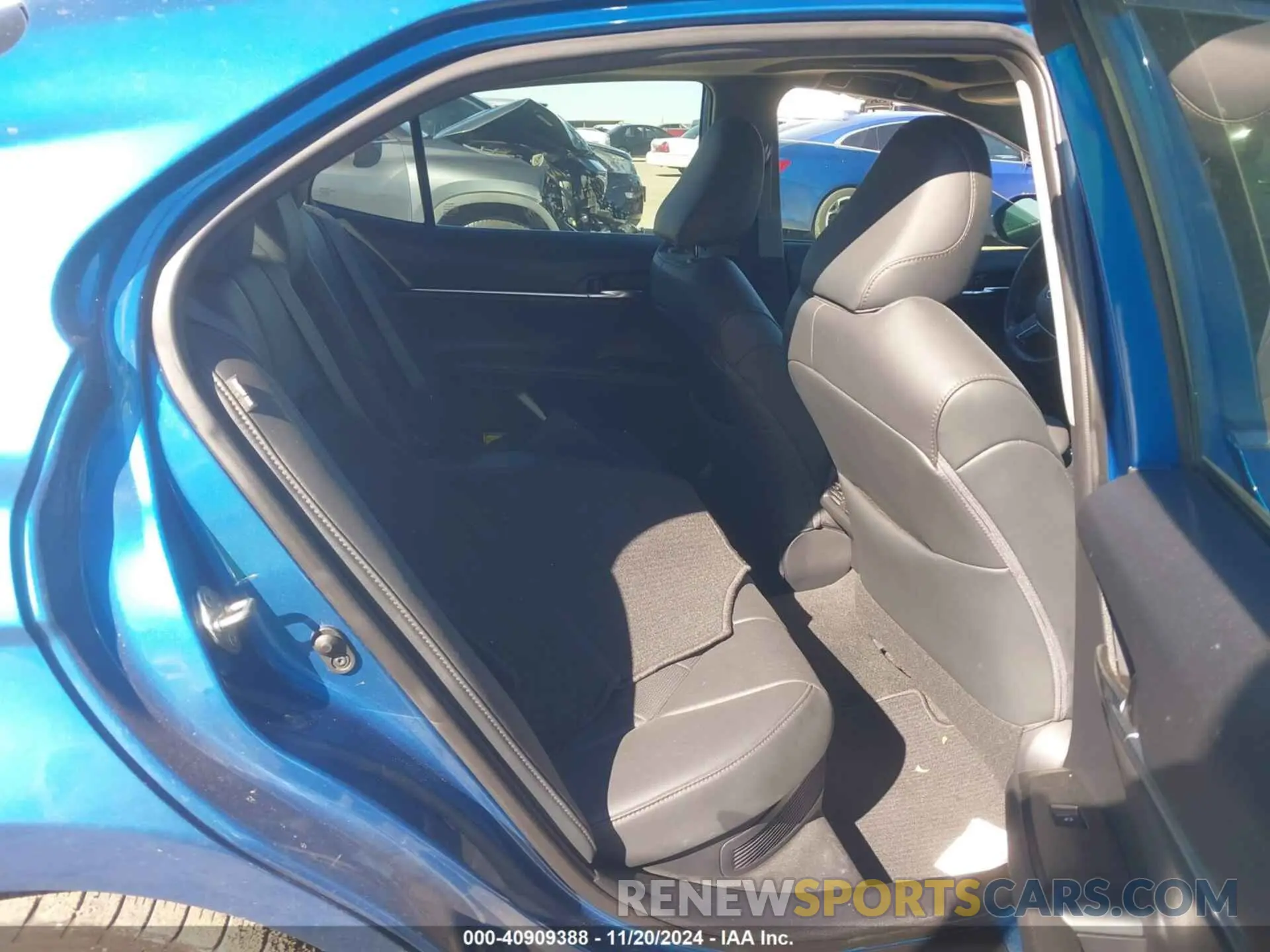 8 fotografías del automóvil dañado 4T1B21HK8KU011110 TOYOTA CAMRY HYBRID 2019