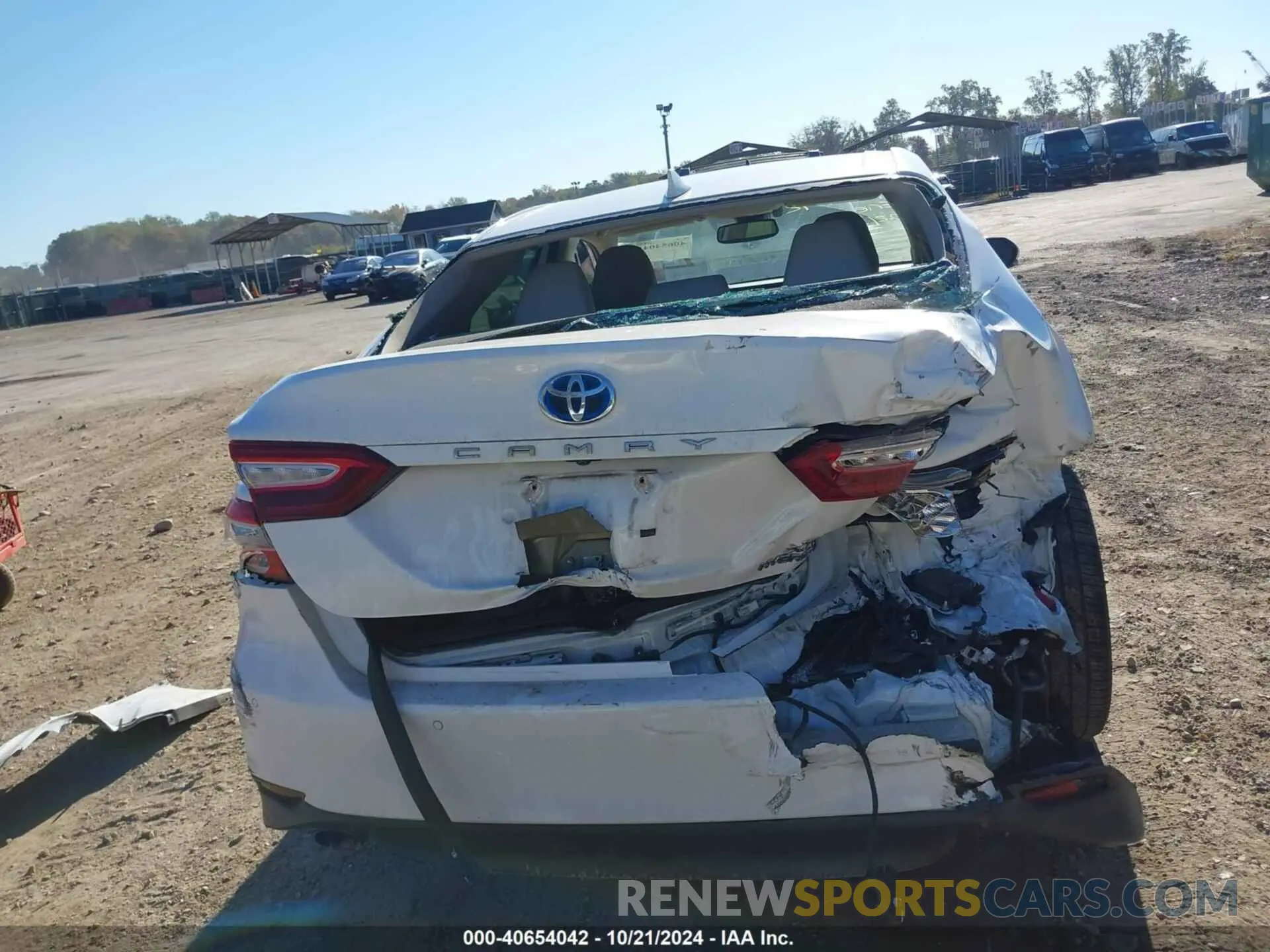 16 fotografías del automóvil dañado 4T1B21HK8KU511025 TOYOTA CAMRY HYBRID 2019