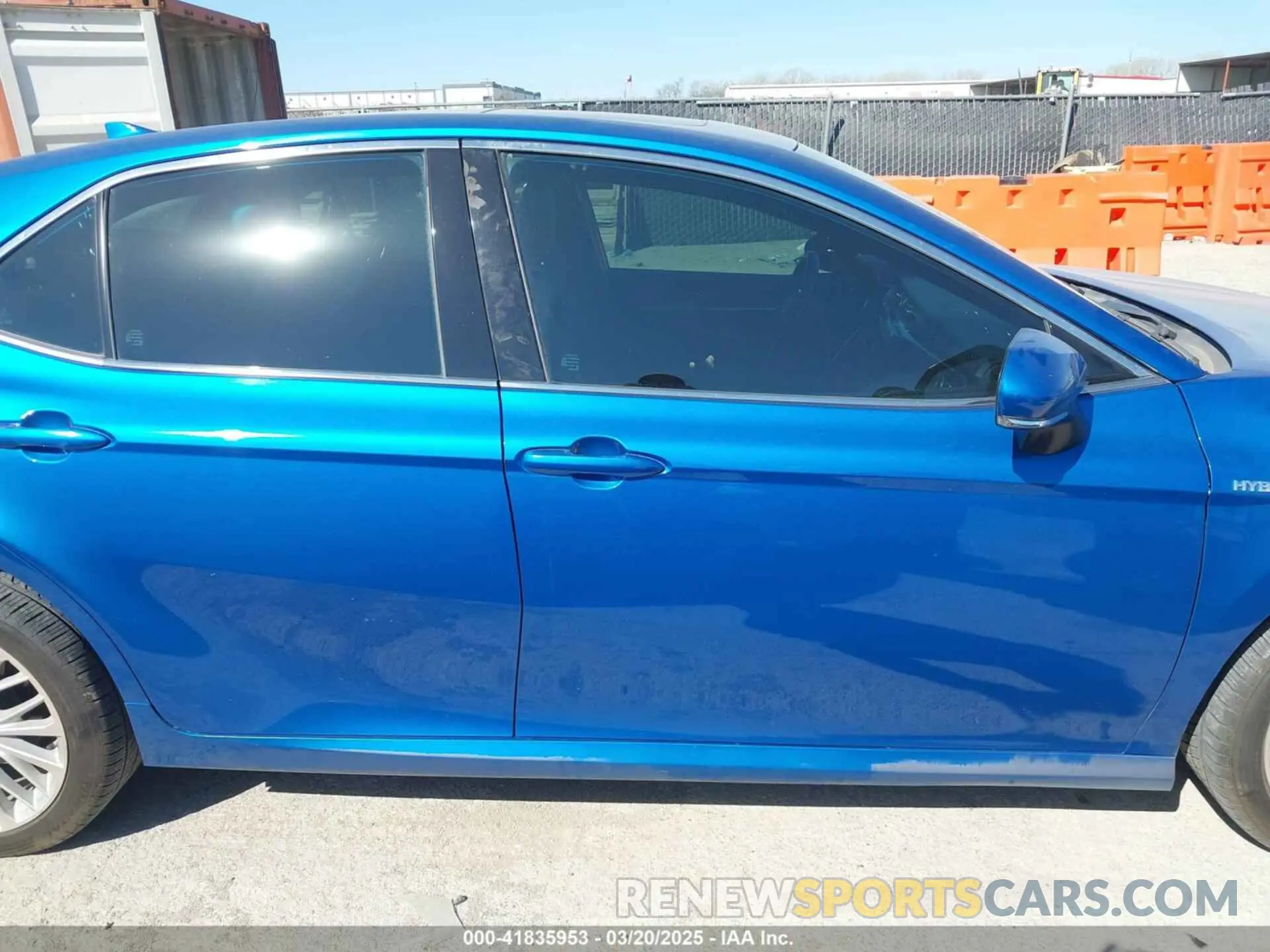 13 fotografías del automóvil dañado 4T1B21HK9KU011245 TOYOTA CAMRY HYBRID 2019