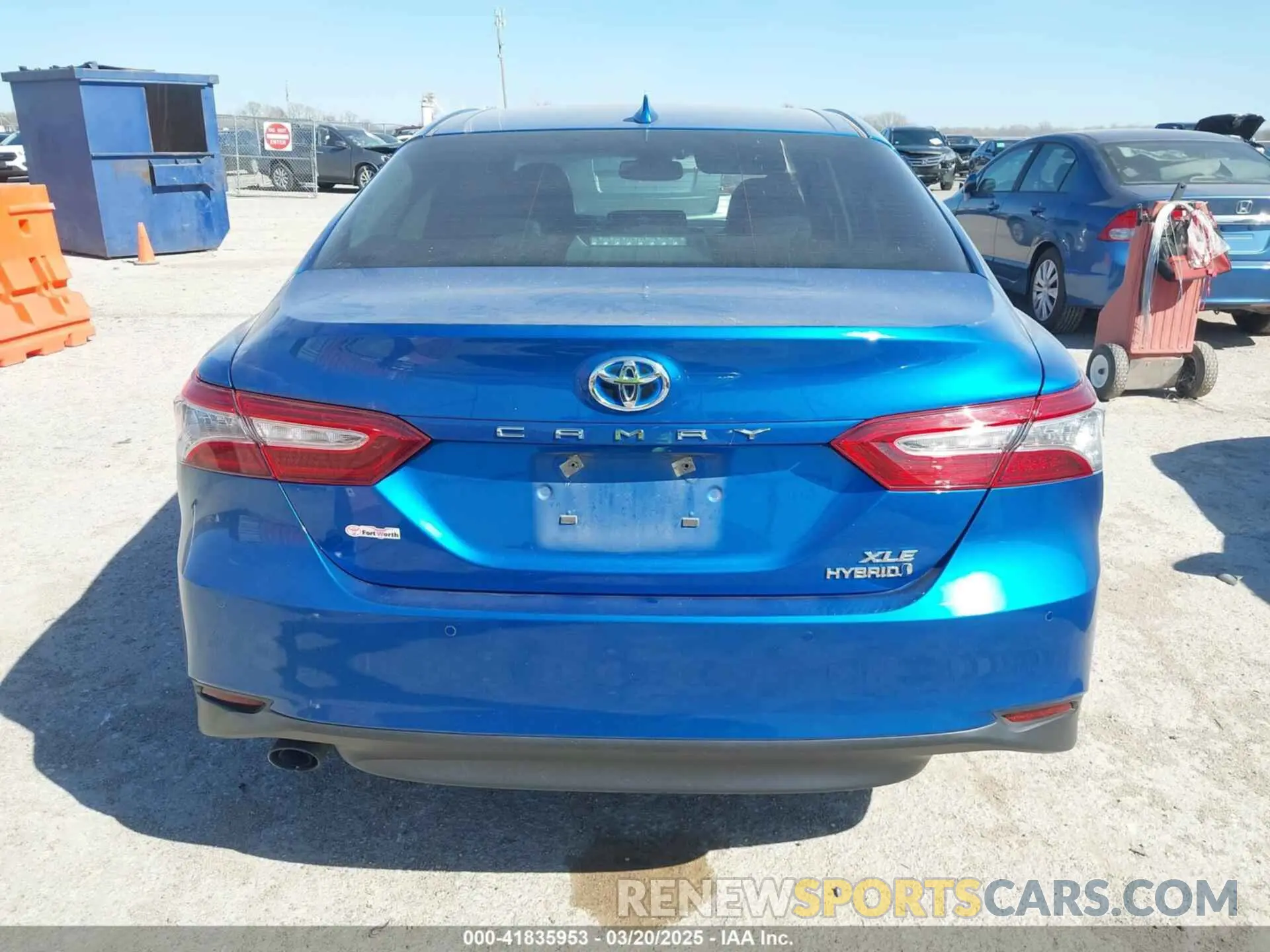 16 fotografías del automóvil dañado 4T1B21HK9KU011245 TOYOTA CAMRY HYBRID 2019