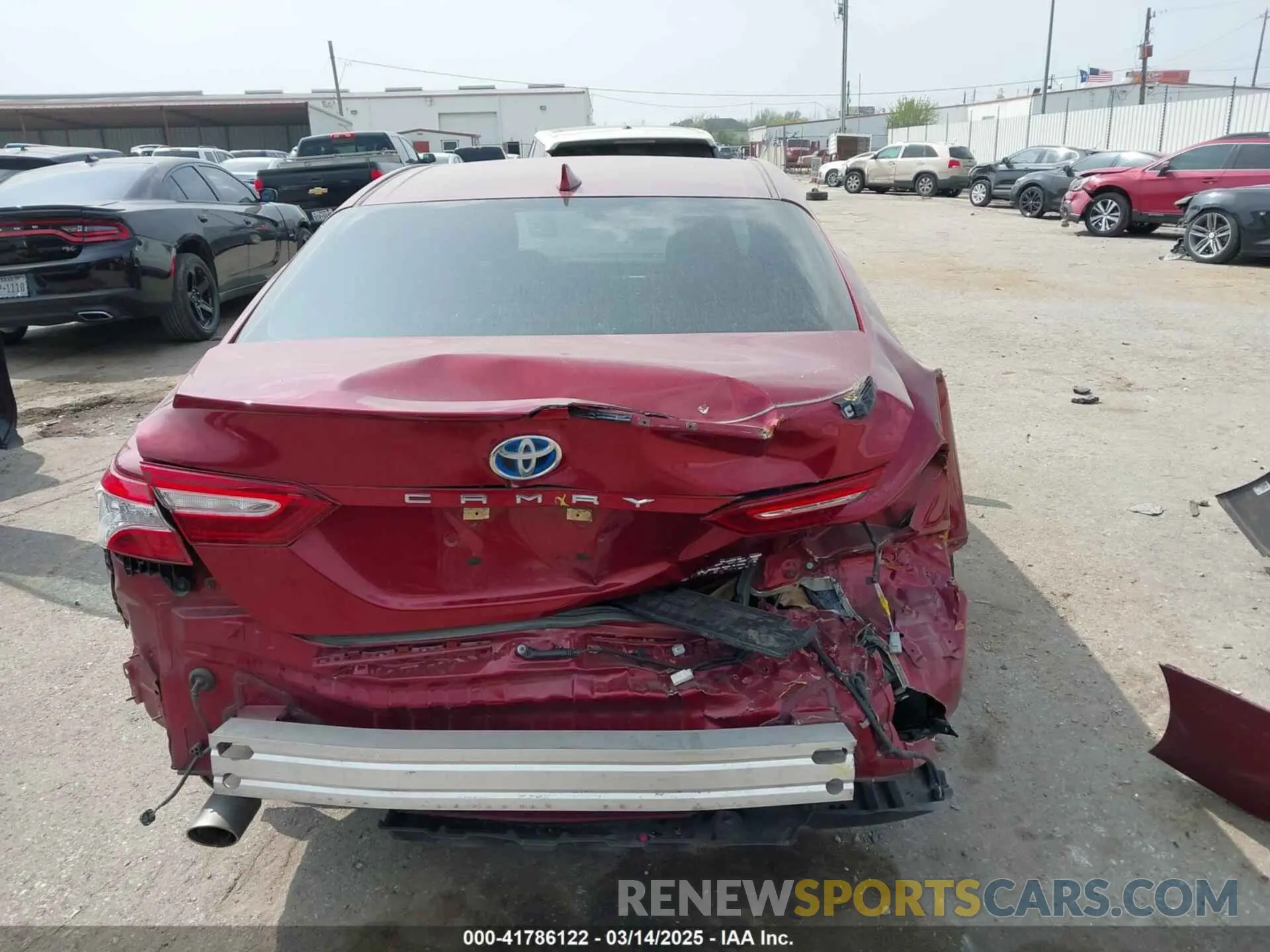 17 fotografías del automóvil dañado 4T1B21HK9KU514354 TOYOTA CAMRY HYBRID 2019