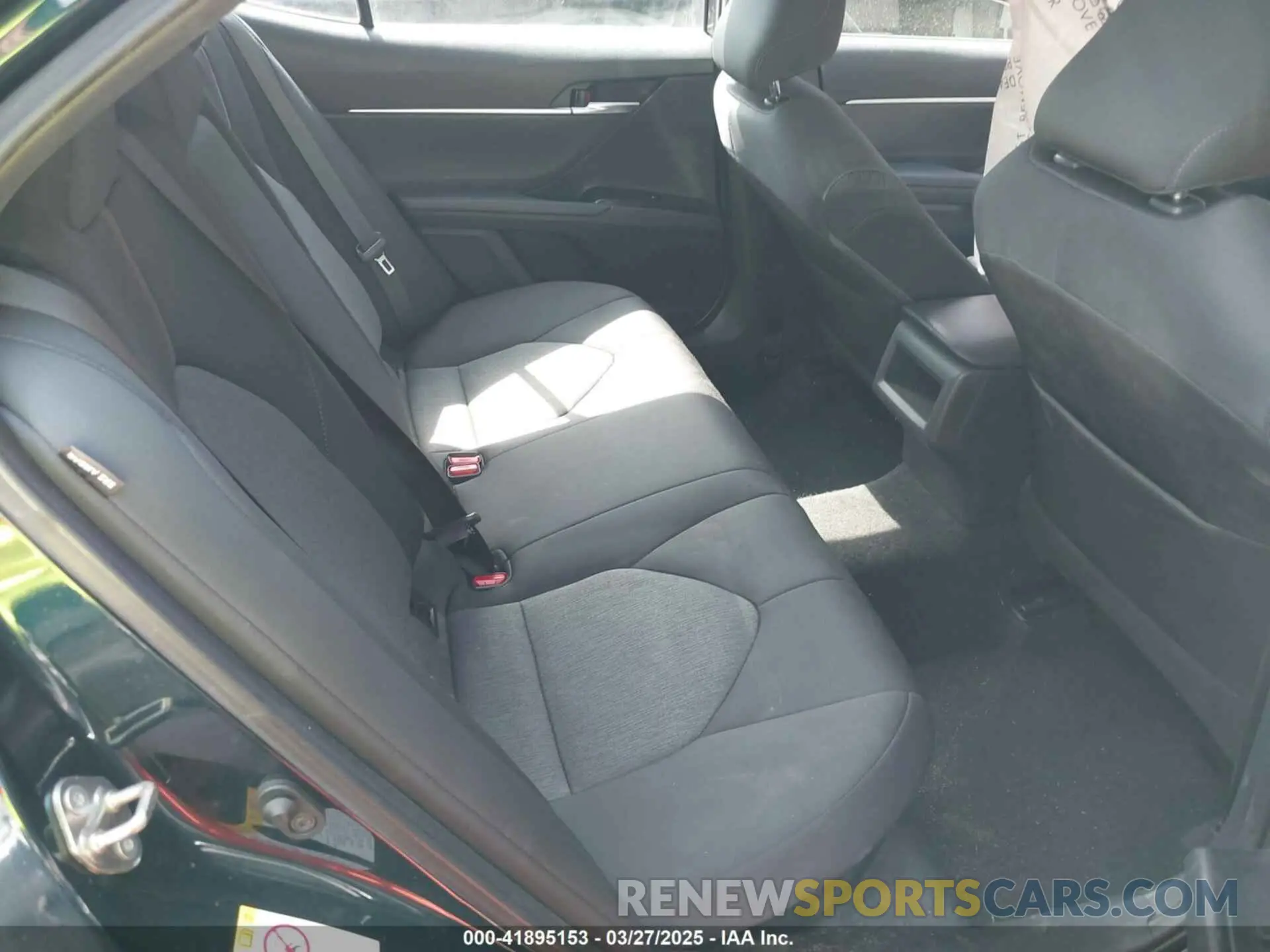 8 fotografías del automóvil dañado 4T1B31HK1KU512739 TOYOTA CAMRY HYBRID 2019